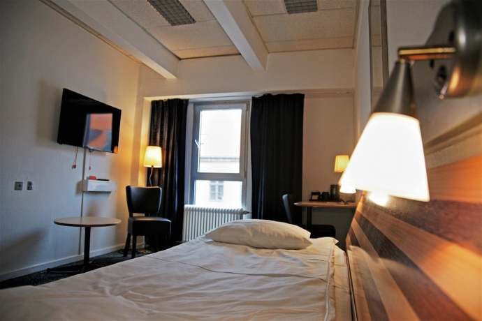 Imagen de la habitación del Hotel Rossini, Copenhague. Foto 14
