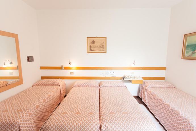 Imagen de la habitación del Hotel Rossini, Salsomaggiore Terme. Foto 3