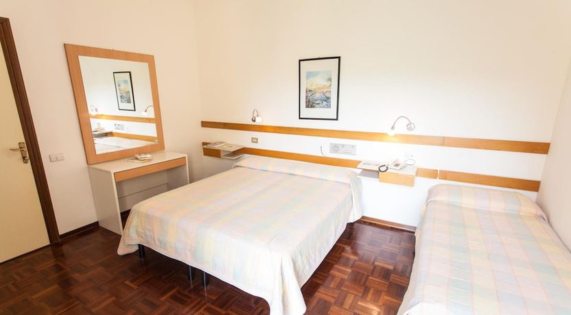 Imagen de la habitación del Hotel Rossini, Salsomaggiore Terme. Foto 11