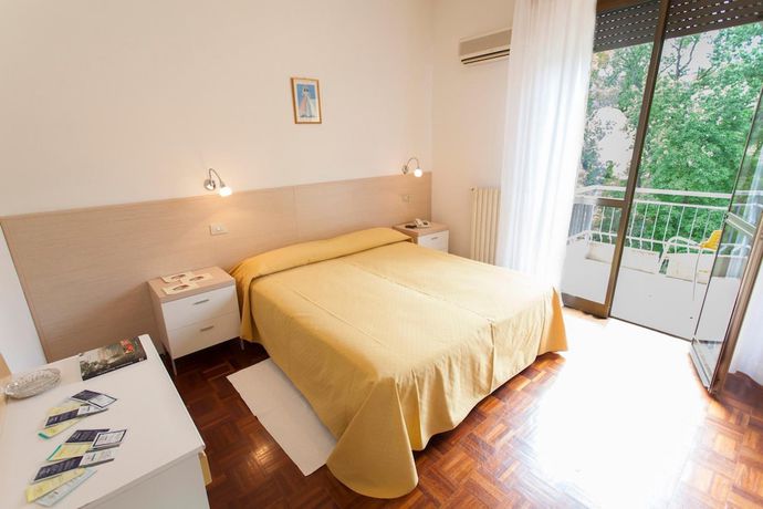 Imagen de la habitación del Hotel Rossini, Salsomaggiore Terme. Foto 12