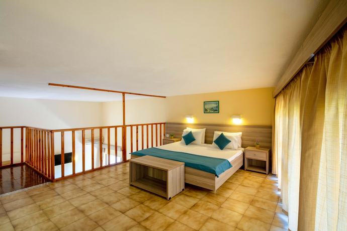 Imagen de la habitación del Hotel Rossis. Foto 17