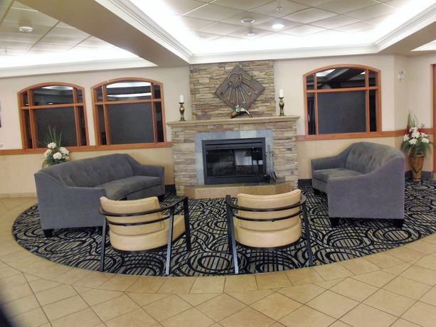 Imagen de los interiores del Hotel Rosslyn Inn And Suites. Foto 18