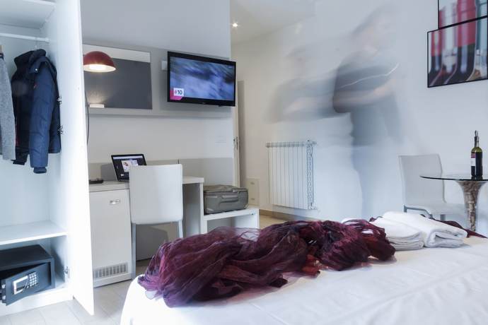 Imagen de la habitación del Hotel RossoVino Como. Foto 7