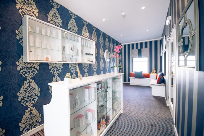 Imagen de los interiores del Hotel Rosspark. Foto 19