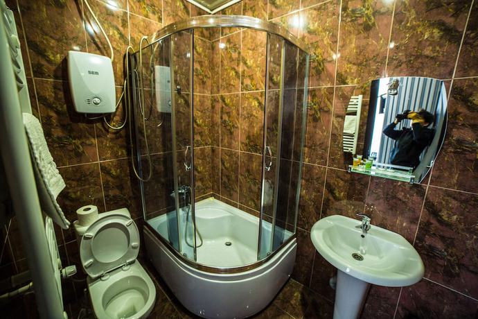 Imagen de la habitación del Hotel Rostus. Foto 6