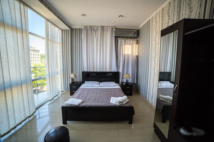 Imagen general del Hotel Rostus. Foto 1