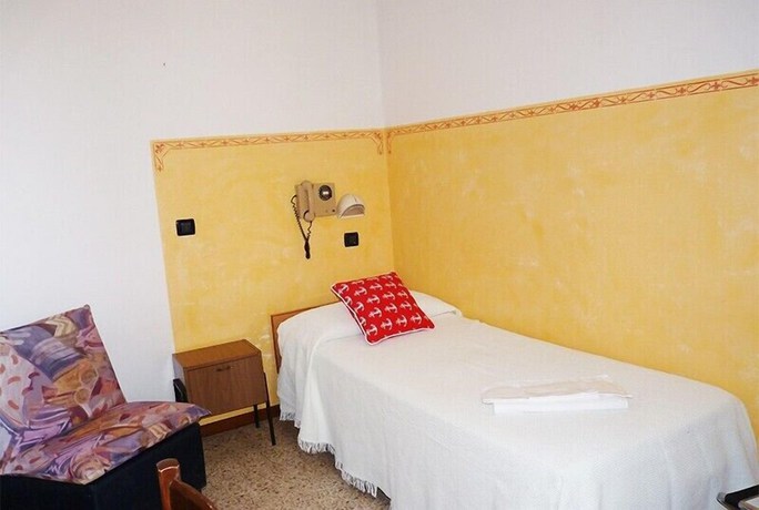 Imagen de la habitación del Hotel Rosy, Bellaria-Igea Marina. Foto 4