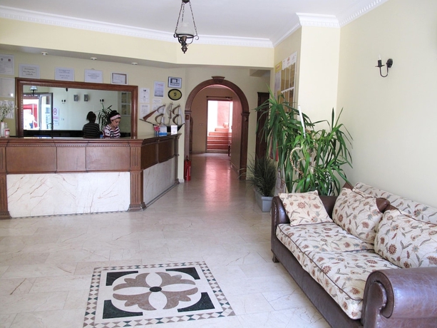 Imagen de los interiores del Hotel Rosy Suites. Foto 15