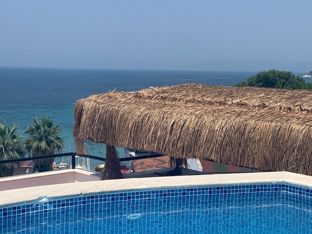 Imagen de los exteriores del Hotel Rosy Suites. Foto 14