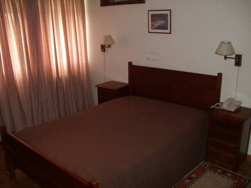 Imagen de la habitación del Hotel Rota Malhoa. Foto 4