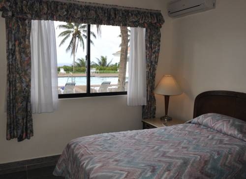 Imagen de la habitación del Hotel Rota Resort & Country Club. Foto 8