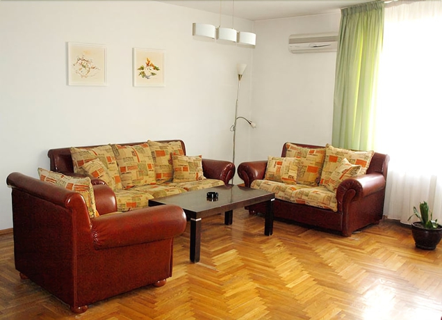 Imagen de la habitación del Hotel Rotasar. Foto 13