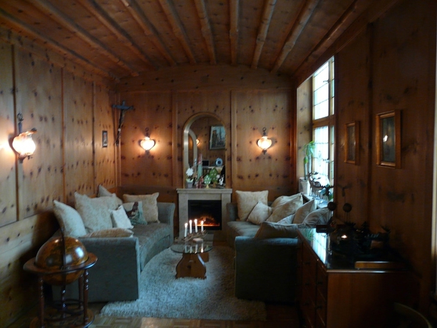 Imagen del bar/restaurante del Hotel Roter Hahn - Bed and Breakfast. Foto 2