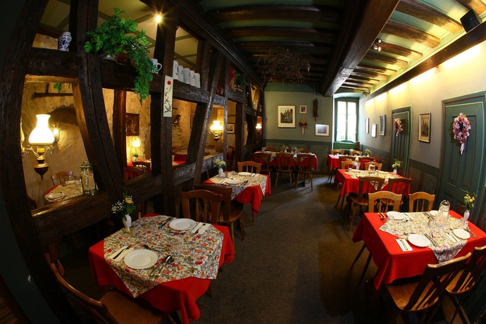 Imagen del bar/restaurante del Hotel Roter Hahn. Foto 7