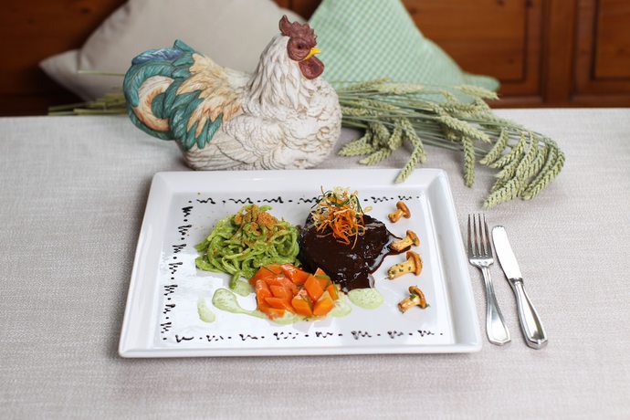 Imagen del bar/restaurante del Hotel Roter Ochsen Lauchheim. Foto 3