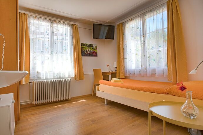 Imagen de la habitación del Hotel Rotes Kreuz. Foto 15