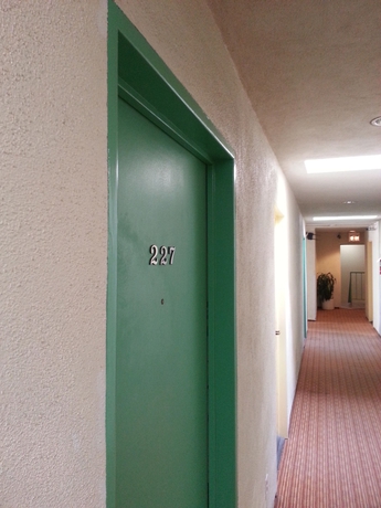 Imagen de los interiores del Hotel Rotex Western Inn. Foto 6