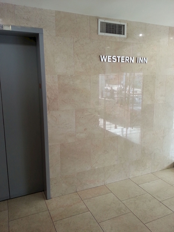 Imagen de los interiores del Hotel Rotex Western Inn. Foto 9