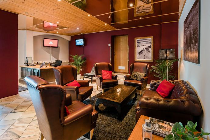 Imagen general del Hotel Rothirsch by Skinetworks. Foto 2