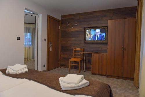 Imagen general del Hotel Rothmans-Breakfast - Free parking - Lobby. Foto 2