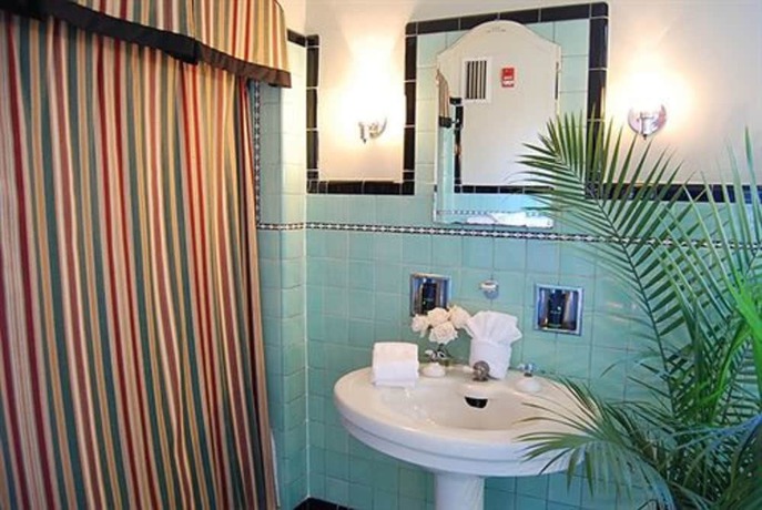 Imagen de la habitación del Hotel Rothschild-Pound House Inn. Foto 6