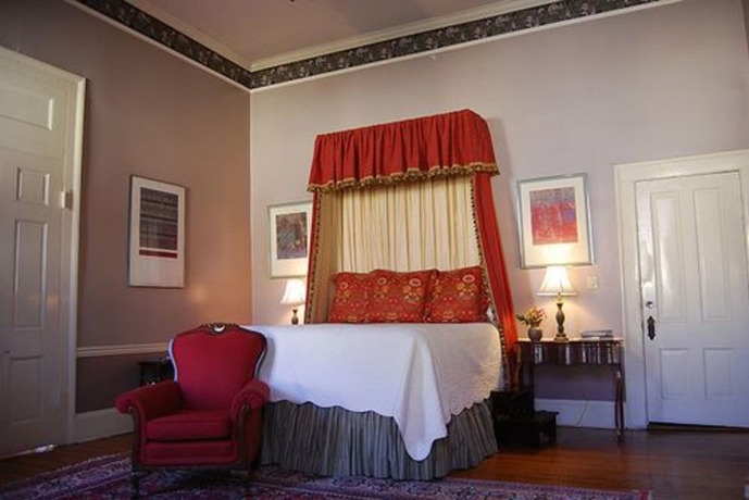 Imagen de la habitación del Hotel Rothschild-Pound House Inn. Foto 8