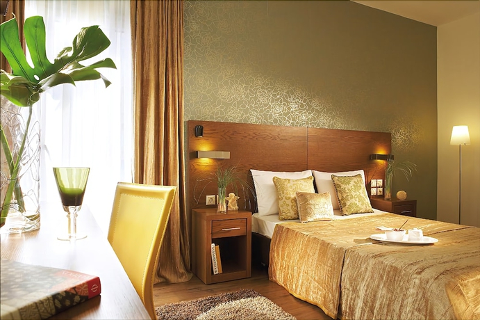 Imagen de la habitación del Hotel Rotonda. Foto 7