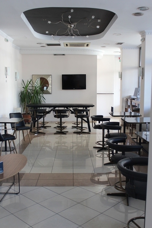 Imagen de los interiores del Hotel Rotonda. Foto 17