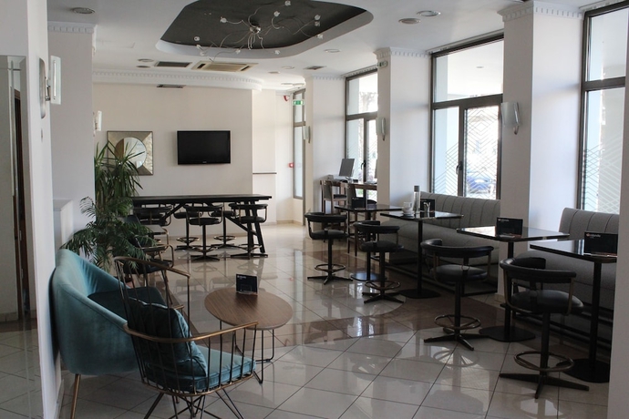 Imagen de los interiores del Hotel Rotonda. Foto 19