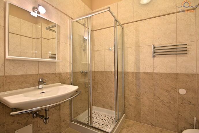 Imagen general del Hotel Rotonda Inn Novigrad. Foto 12