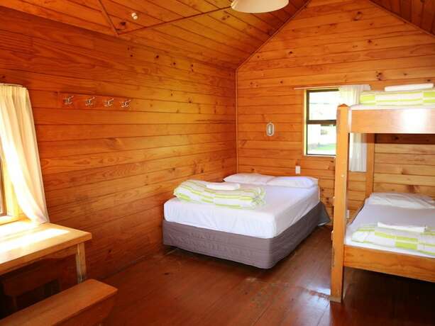 Imagen de la habitación del Hotel Rotorua Thermal Holiday Park. Foto 15