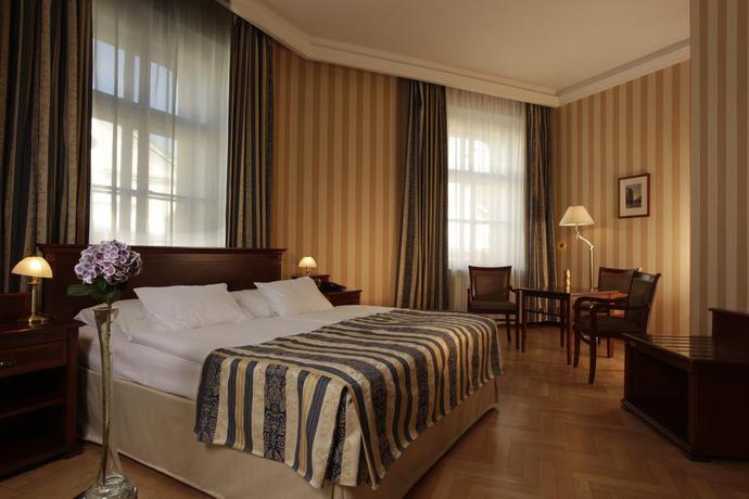 Imagen de la habitación del Hotel Rott. Foto 10