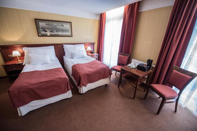 Imagen de la habitación del Hotel Rott. Foto 11