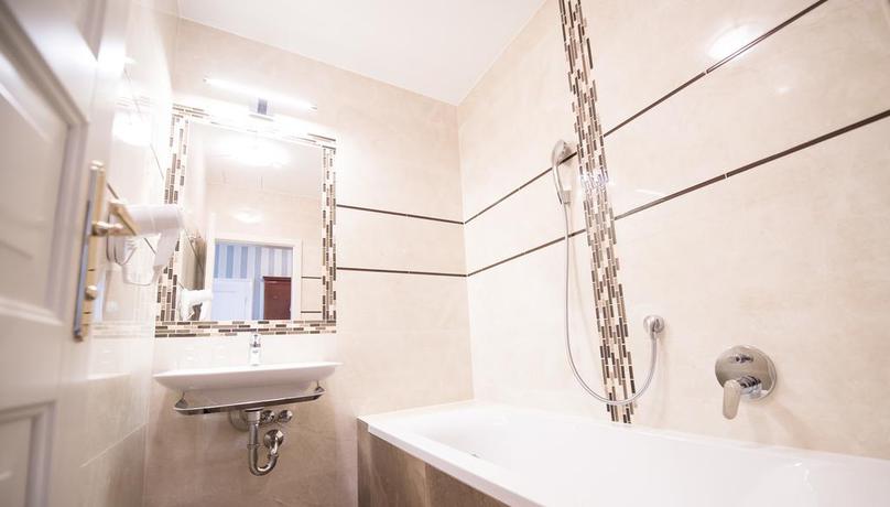 Imagen general del Hotel Rott. Foto 2