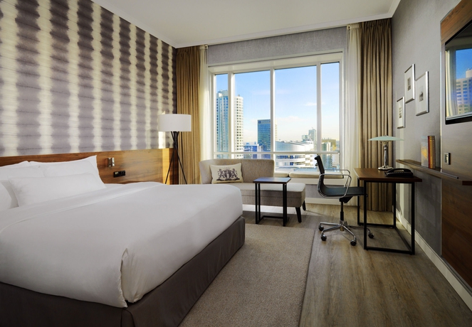 Imagen de la habitación del Hotel Rotterdam Marriott. Foto 12