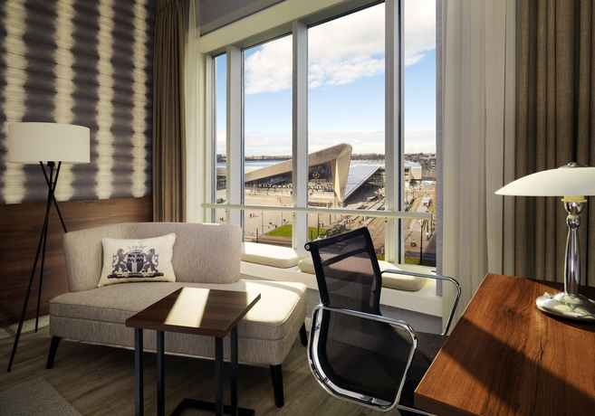 Imagen de la habitación del Hotel Rotterdam Marriott. Foto 13
