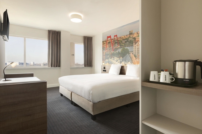 Imagen de la habitación del Hotel Rotterdam Teleport. Foto 18