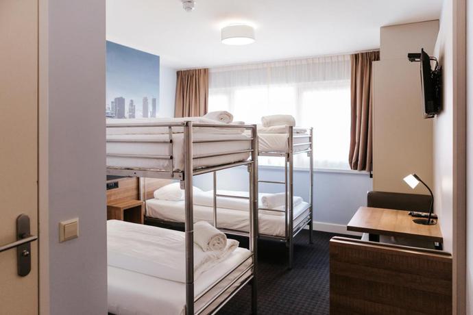 Imagen general del Hotel Rotterdam Teleport. Foto 4