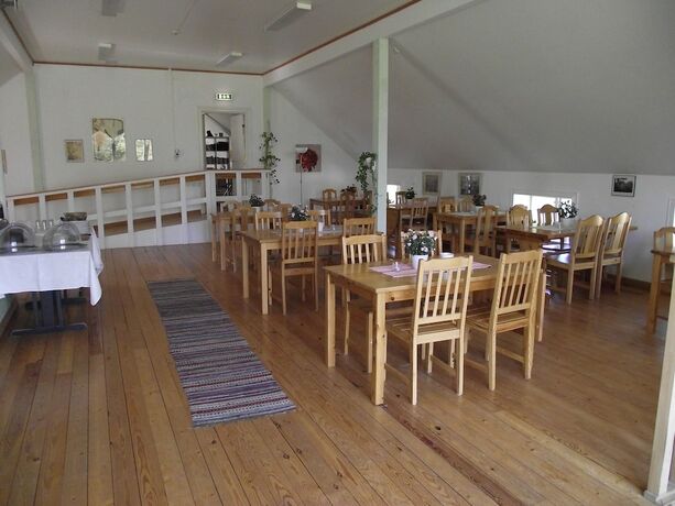 Imagen del bar/restaurante del Hotel R&ouml;da Stallet Bandb. Foto 18