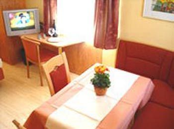 Imagen de los interiores del Hotel R&ouml;mer. Foto 7