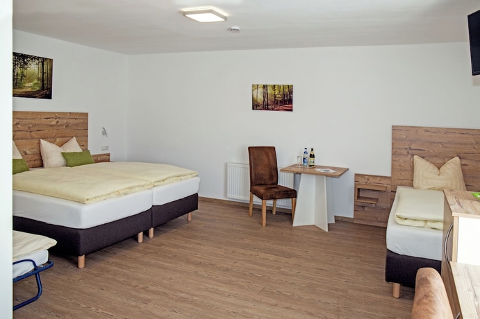 Imagen de la habitación del Hotel R&ouml;mercastell Wirtshaus and. Foto 12