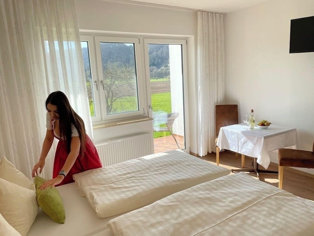 Imagen de la habitación del Hotel R&ouml;mercastell Wirtshaus and. Foto 13