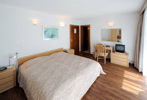 Imagen de la habitación del Hotel R&ouml;merhof, LEUKERBAD . Foto 10