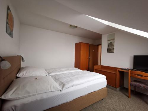 Imagen de la habitación del Hotel R&ouml;merhof, Straubing. Foto 6