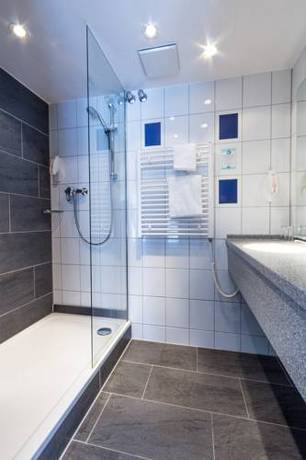 Imagen de la habitación del Hotel Römerhof, Stuttgart. Foto 8