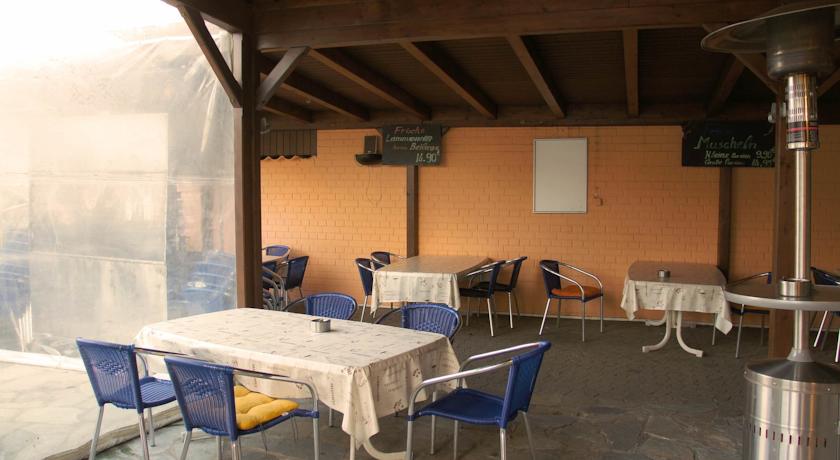 Imagen del bar/restaurante del Hotel R&ouml;merkrug. Foto 2