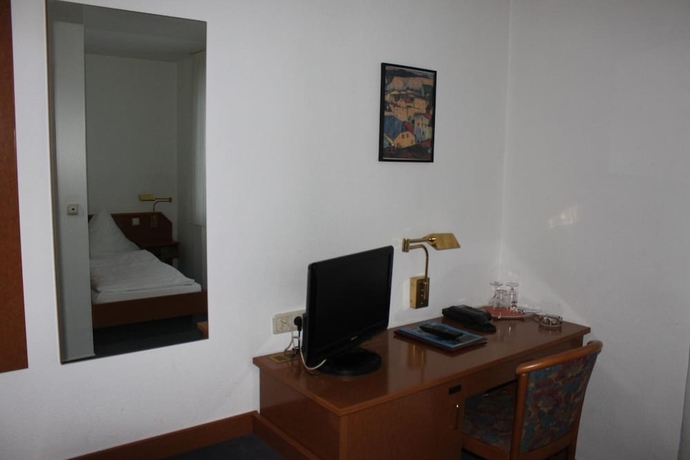 Imagen de la habitación del Hotel R&ouml;merstein. Foto 12