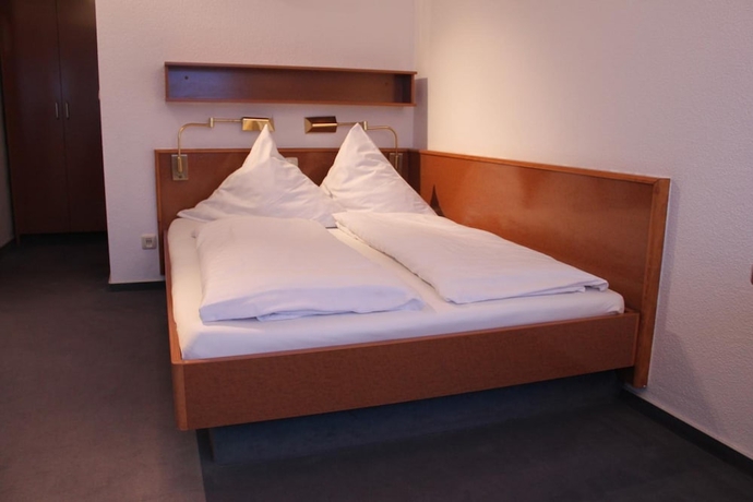 Imagen de la habitación del Hotel R&ouml;merstein. Foto 13