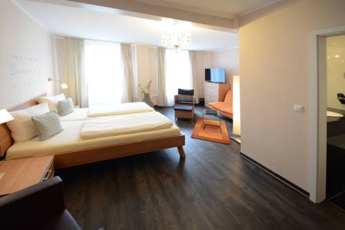 Imagen de la habitación del Hotel Römischer Kaiser. Foto 8