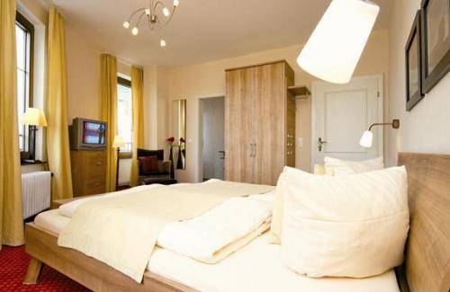 Imagen de la habitación del Hotel Römischer Kaiser. Foto 11